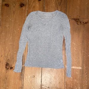 Aeropostale - Gray long sleeve shirt (M)